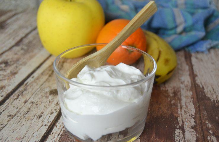 differenza tra skyr e yogurt