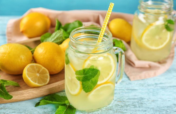succo limone faccende domestiche