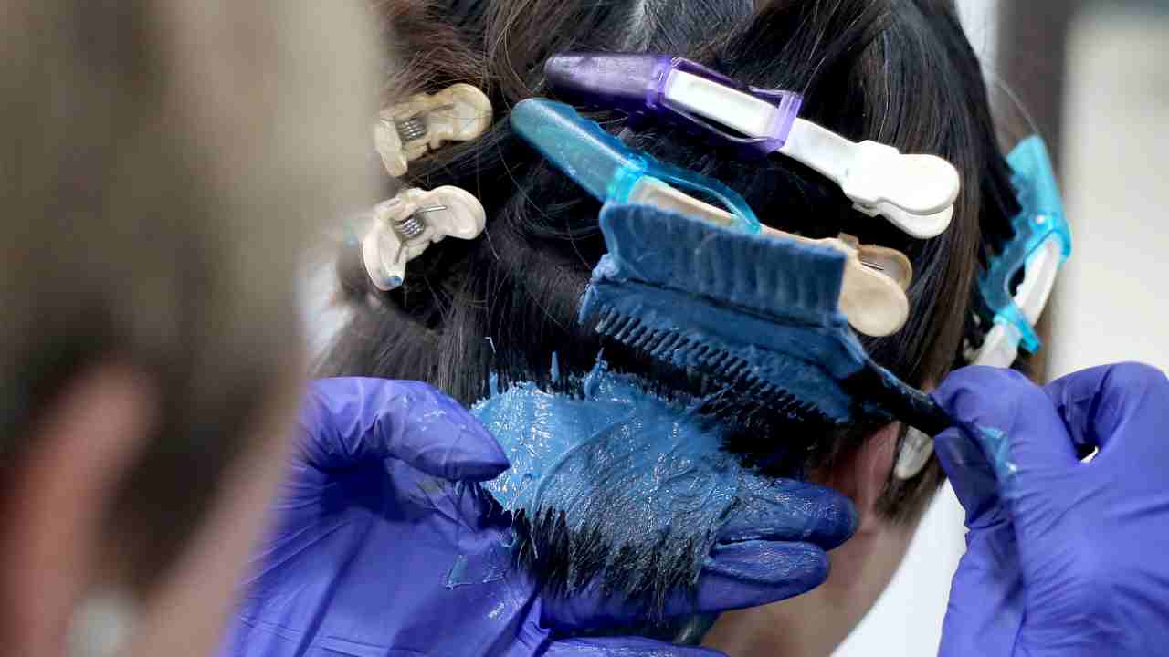 Quali sono gli errori da evitare quando fai la tinta ai capelli