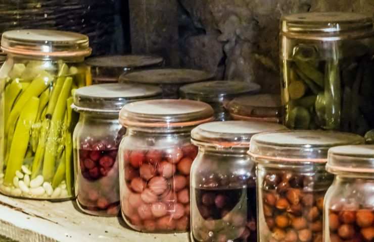 quanto tempo le conserve possono rimanere aperte