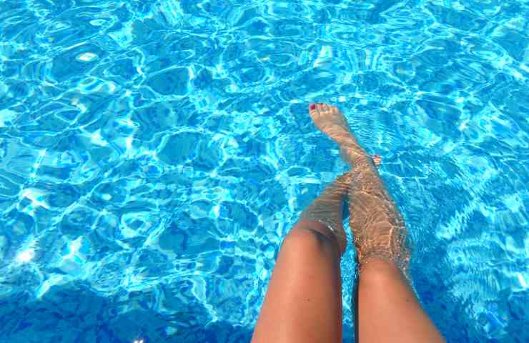 Non entrare in piscina quando l'acqua è così