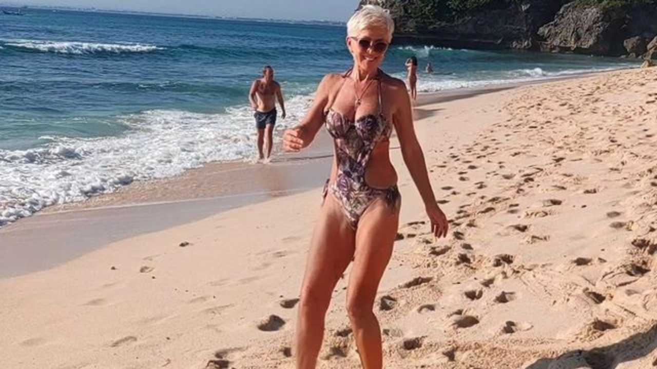 Sheila Kiss modella a 65 anni, come fa