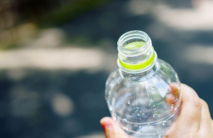 Acqua rimasta al sole