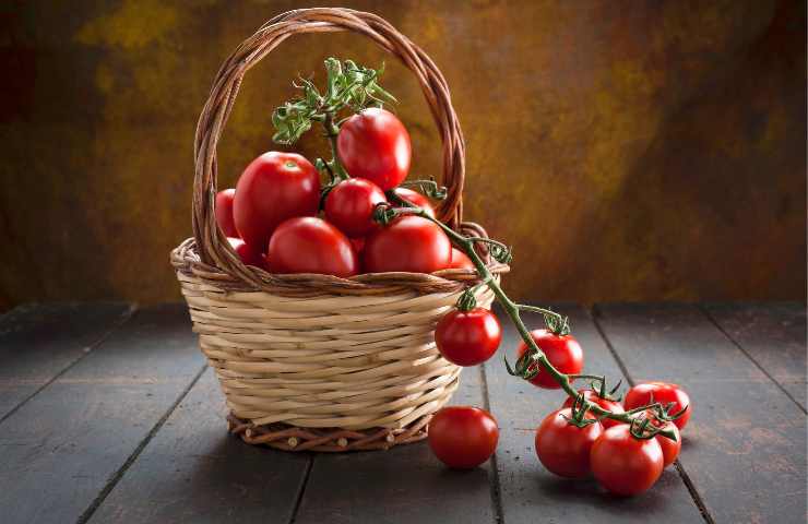 Come conservate i pomodori per farli durare il più a lungo possibile