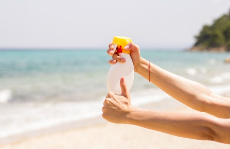 Allergie alle creme solari, i rischi per i bambini sono altri