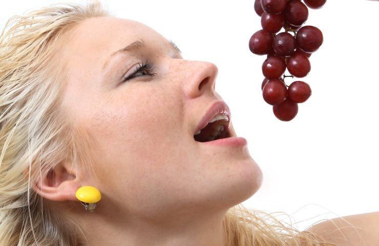 mangiare uva salute