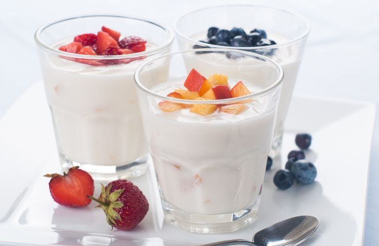 Yogurt alla frutta benefici