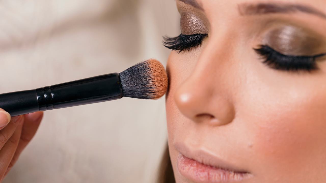 Make-up e pennelli: i trucchi geniali