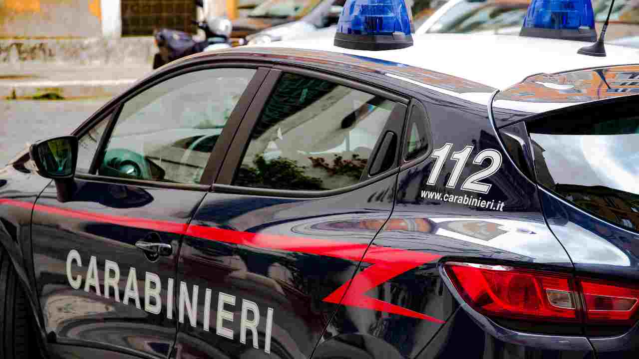 Marito e moglie aggrediti da ragazzini dopo un rimprovero