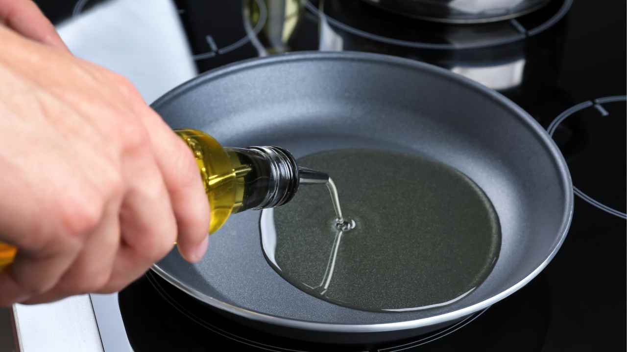 Olio extravergine d'oliva serve cautela quando friggi