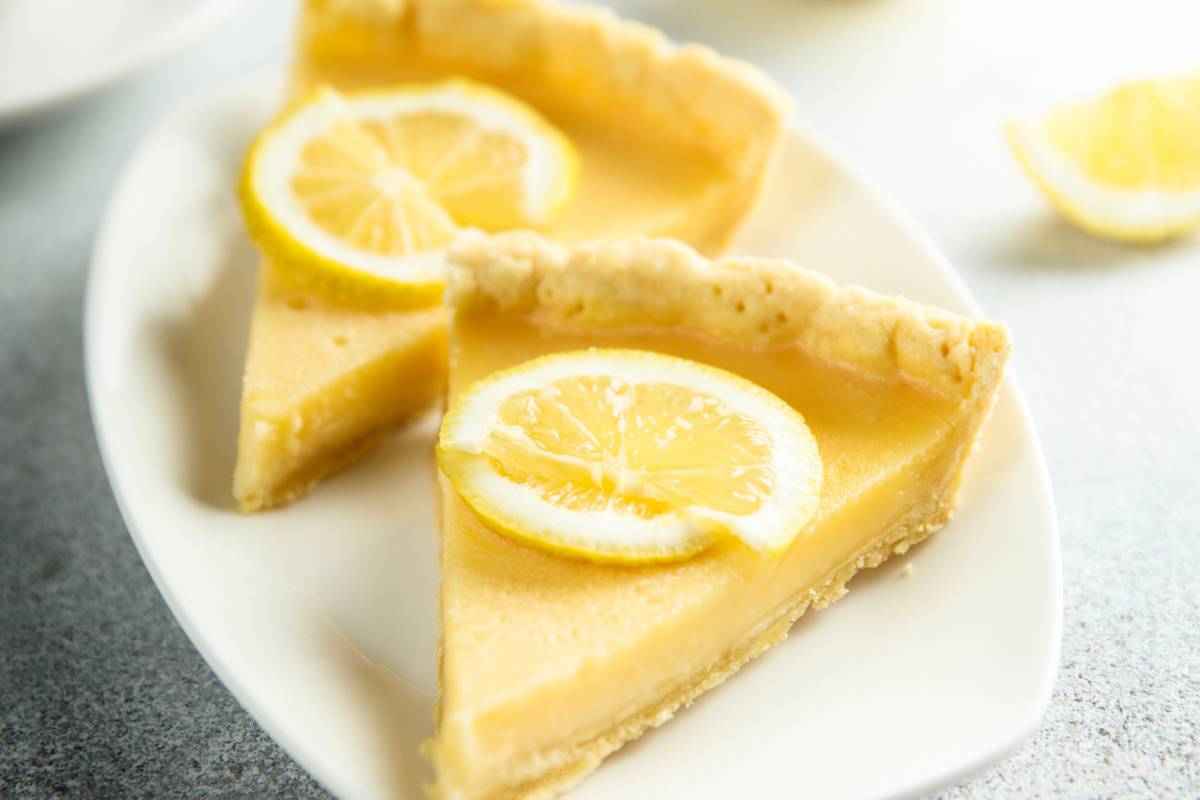 Fette di crostata al limone