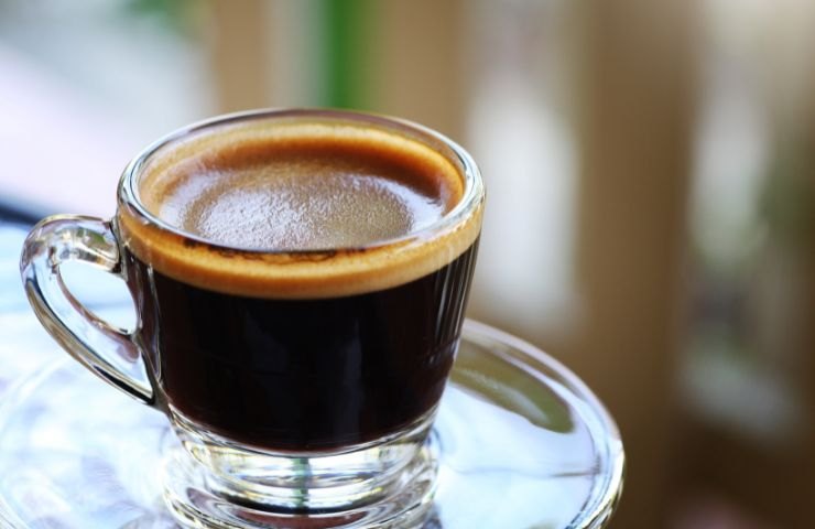 caffè senza mangiare