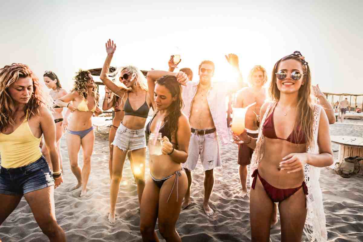 festa in spiaggia