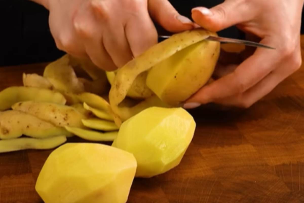 patate da sbucciare