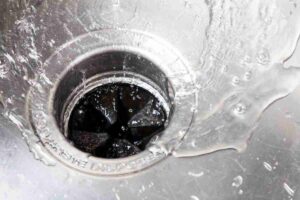 Scarico del lavandino altro che prodotti costosi