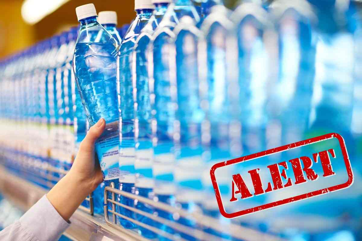 Acqua minerale contaminazione