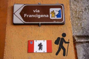Cartelli via Francigena