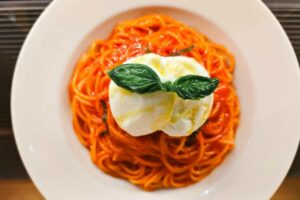 pasta pomodoro cannavacciuolo