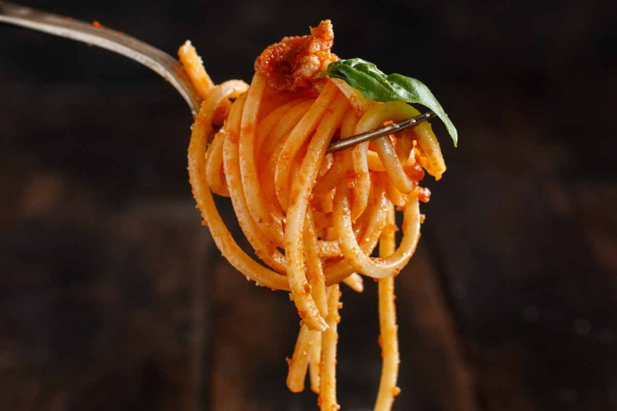 pasta pomodoro cannavacciuolo