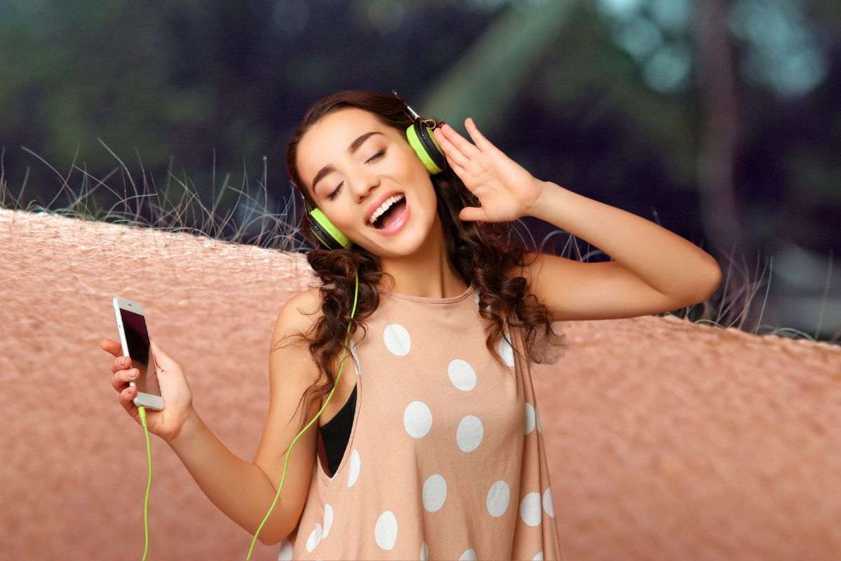 Ascolto della musica in cuffie