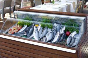 Pesce fresco esposto