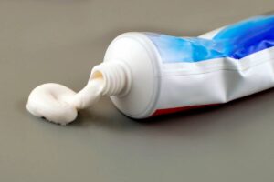 dentifricio componenti tossiche