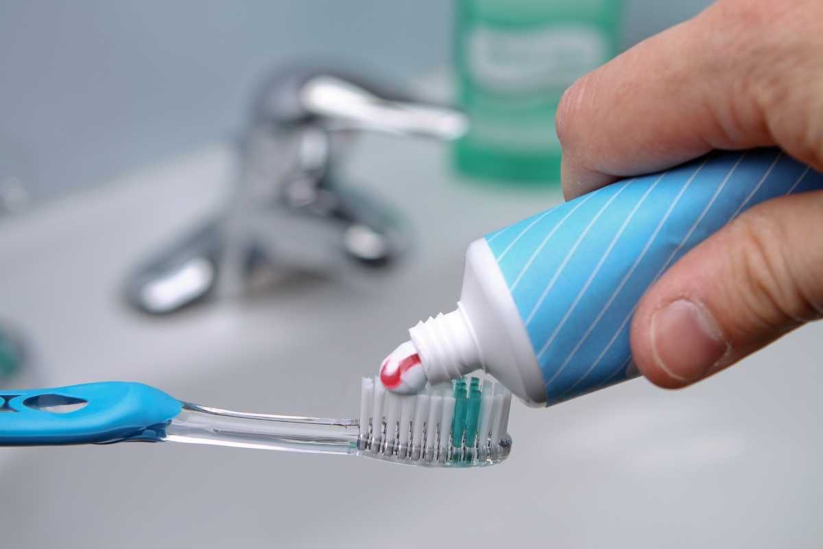 dentifricio componenti tossiche