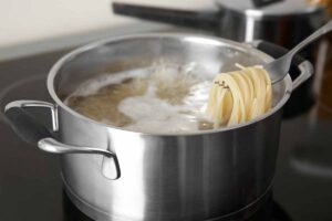 preparare gli spaghetti