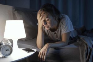 ragazza soffre di insonnia