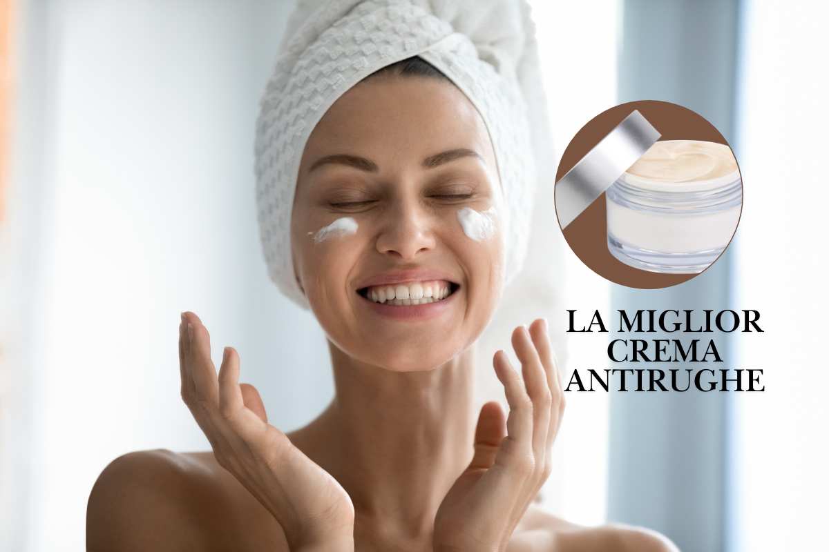 ragazza che fa skincare