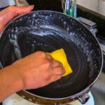 pulire la padella