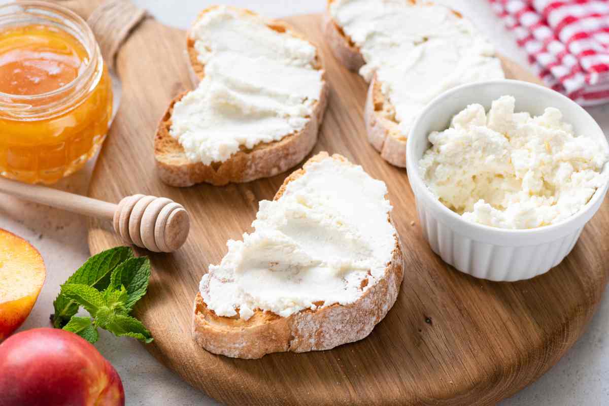 ricotta pane miele