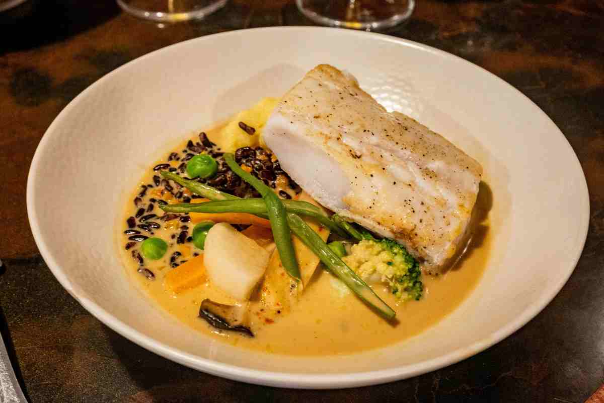 un piatto di merluzzo