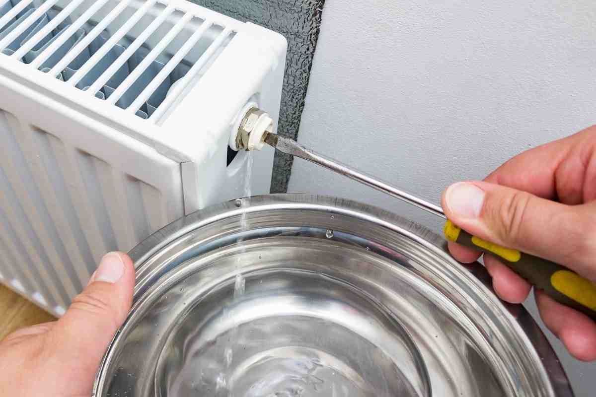 spurgare termosifoni
