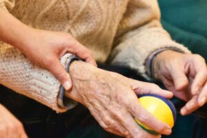 Alzheimer perché non riconoscono volti cari?