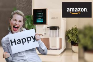 donna felice cartello happy macchina caffè logo amazon