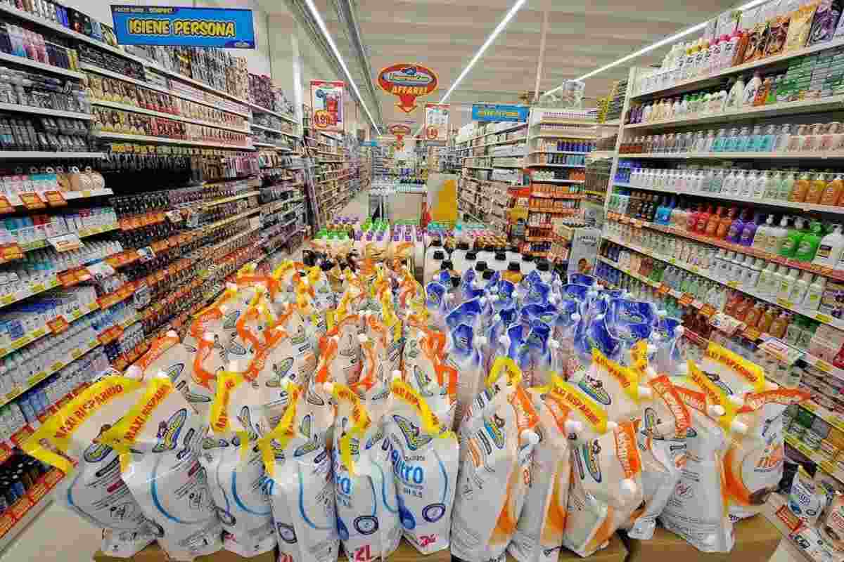 interno negozio risparmio casa