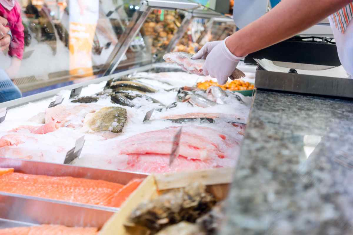 pesci banco supermercato