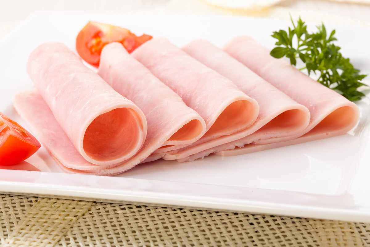 prosciutto cotto a fette